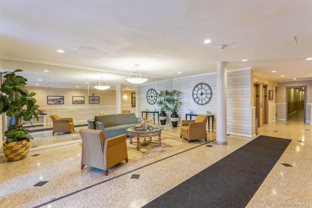 600 Shore Road 3S, Long Beach, NY 11561