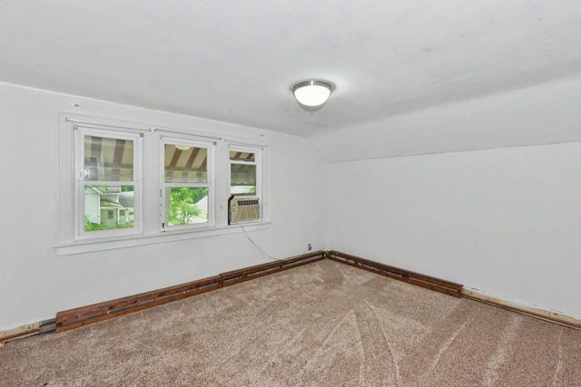 200 Schemmer STREET, Burlington, WI 53105