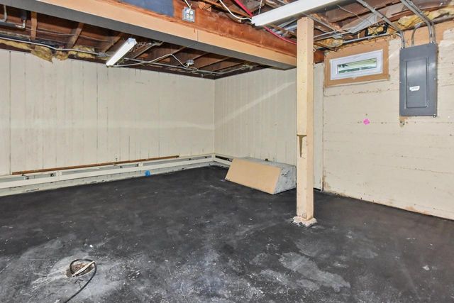 200 Schemmer STREET, Burlington, WI 53105