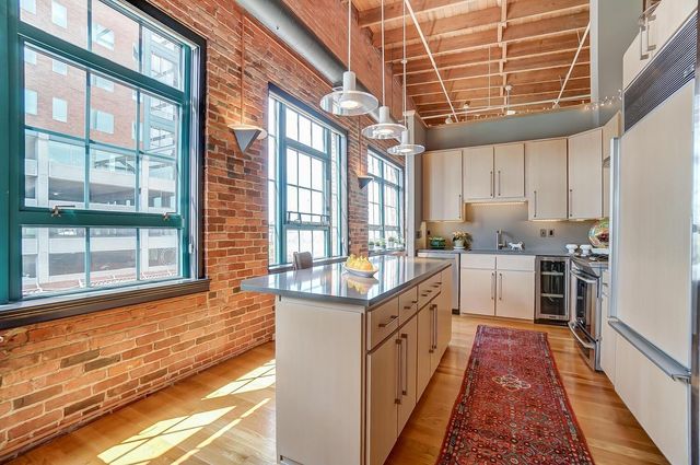 55 W Livingston Avenue, 305, Columbus, OH 43215