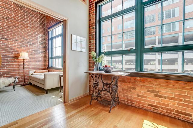 55 W Livingston Avenue, 305, Columbus, OH 43215