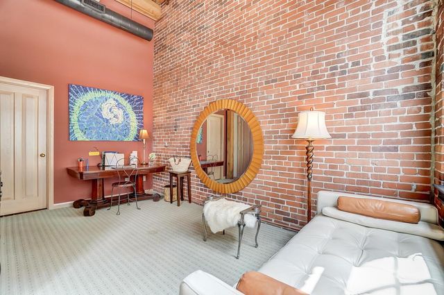 55 W Livingston Avenue, 305, Columbus, OH 43215