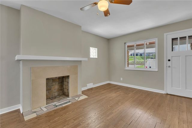 82 Mount Vernon Avenue, West View, PA 15229