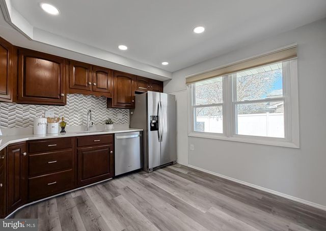 2419 PINEFIELD RD, Waldorf, MD 20601