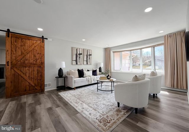 2419 PINEFIELD RD, Waldorf, MD 20601