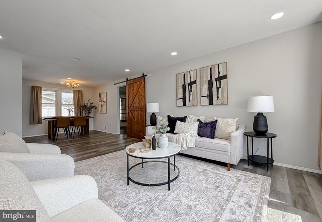 2419 PINEFIELD RD, Waldorf, MD 20601