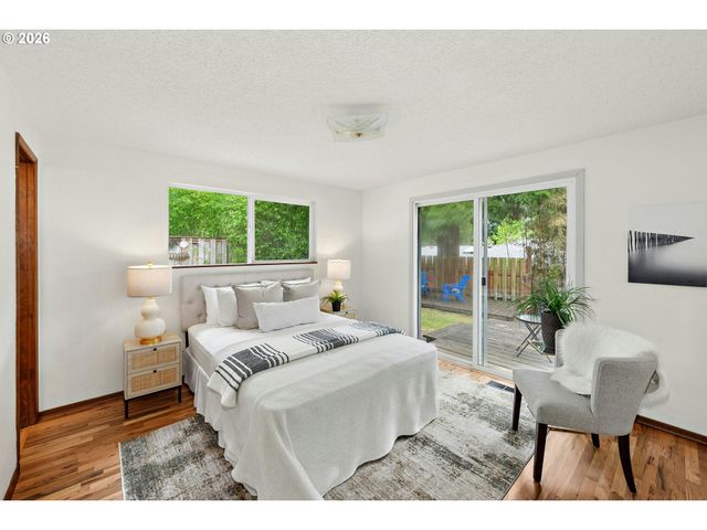 5540 Sw SEYMOUR St, Portland, OR 97221