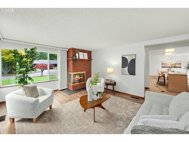 5540 Sw SEYMOUR St, Portland, OR 97221