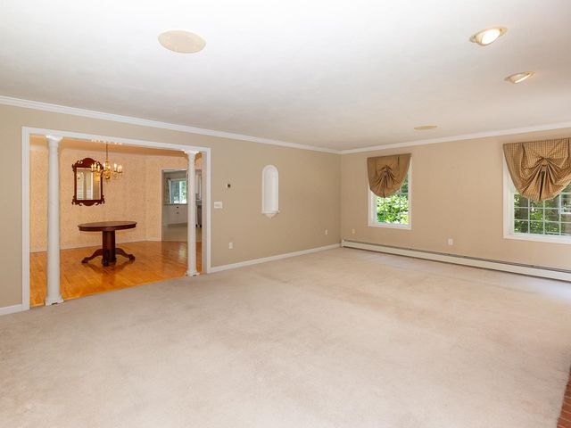 13 Cottonwood Road, Plaistow, NH 03865