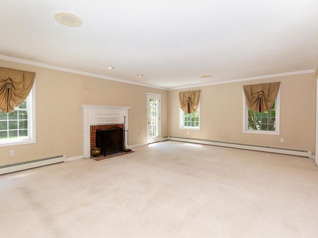 13 Cottonwood Road, Plaistow, NH 03865