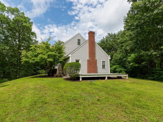 13 Cottonwood Road, Plaistow, NH 03865