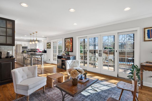 1504 Fairfield Road S, Minnetonka, MN 55305