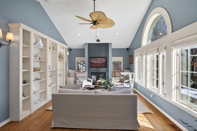 1504 Fairfield Road S, Minnetonka, MN 55305