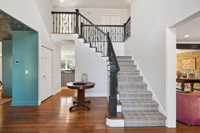 1504 Fairfield Road S, Minnetonka, MN 55305