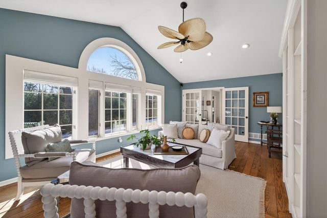 1504 Fairfield Road S, Minnetonka, MN 55305