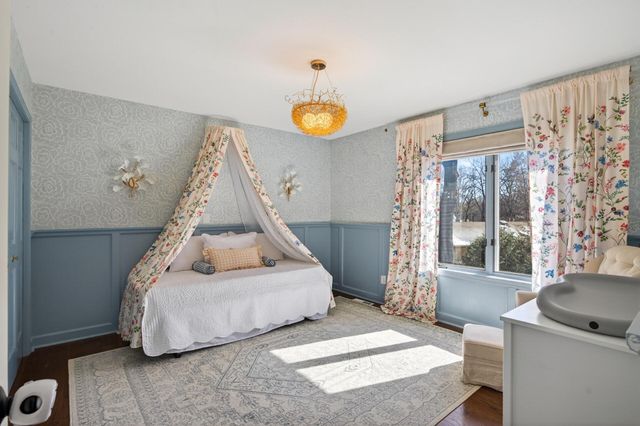 1504 Fairfield Road S, Minnetonka, MN 55305