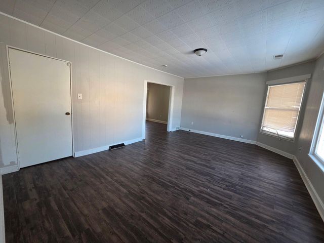 98 E Van Buren Street 9, Battle Creek, MI 49017