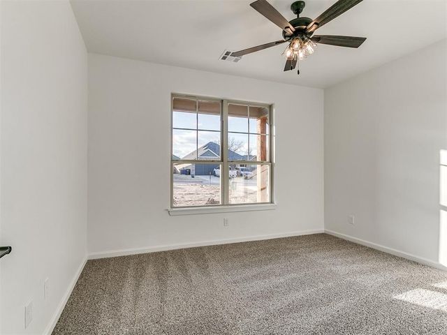 1901 Hollow Crest Court, Norman, OK 73071