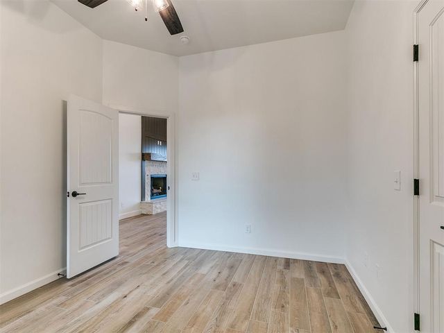 1901 Hollow Crest Court, Norman, OK 73071