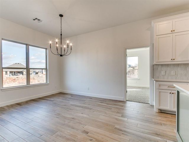 1901 Hollow Crest Court, Norman, OK 73071