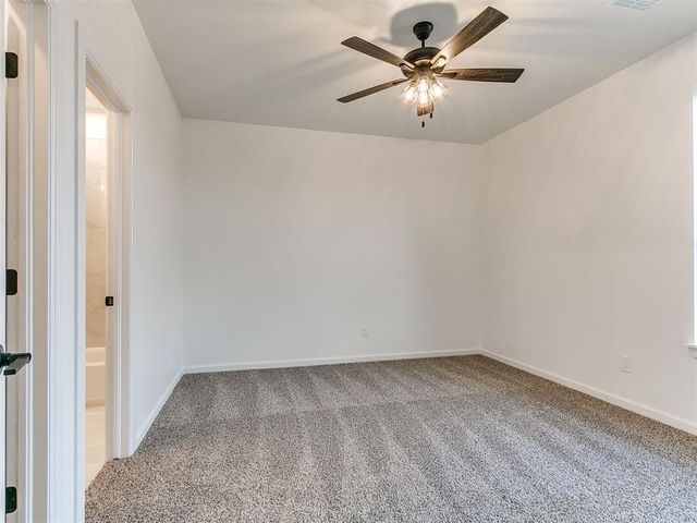 1901 Hollow Crest Court, Norman, OK 73071