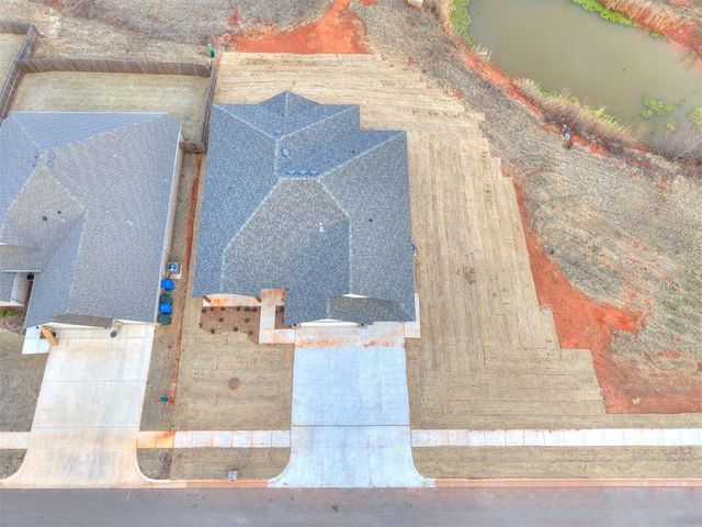 1901 Hollow Crest Court, Norman, OK 73071