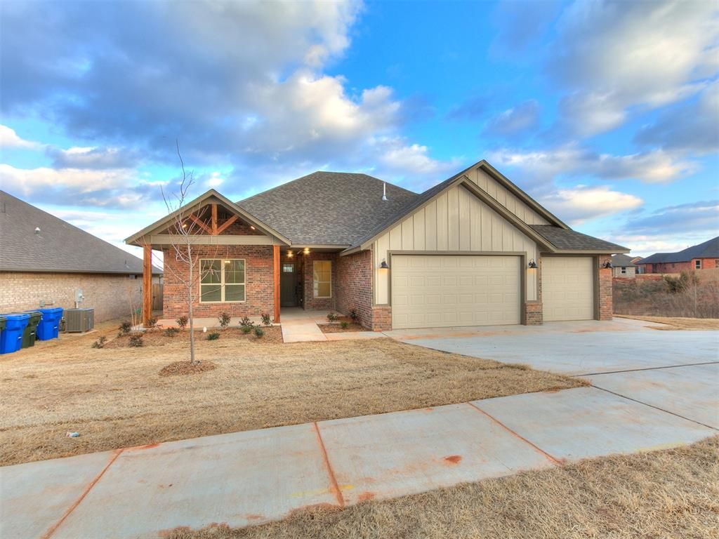 1901 Hollow Crest Court, Norman, OK 73071