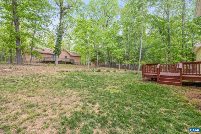 12 FAIRWOOD PL, Palmyra, VA 22963