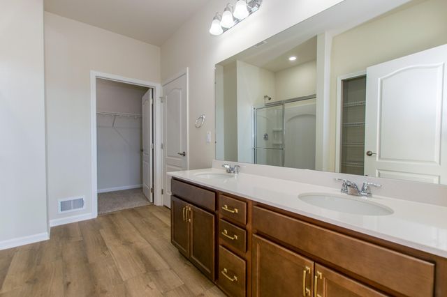 723 W Spaniel Drive, Ann Arbor, MI 48108
