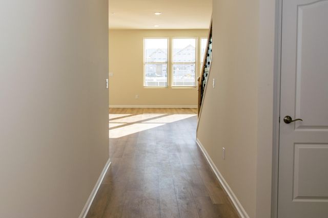 723 W Spaniel Drive, Ann Arbor, MI 48108