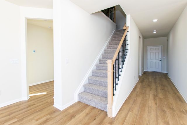 723 W Spaniel Drive, Ann Arbor, MI 48108