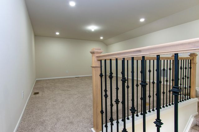 723 W Spaniel Drive, Ann Arbor, MI 48108