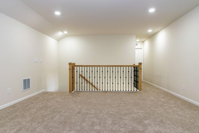 723 W Spaniel Drive, Ann Arbor, MI 48108
