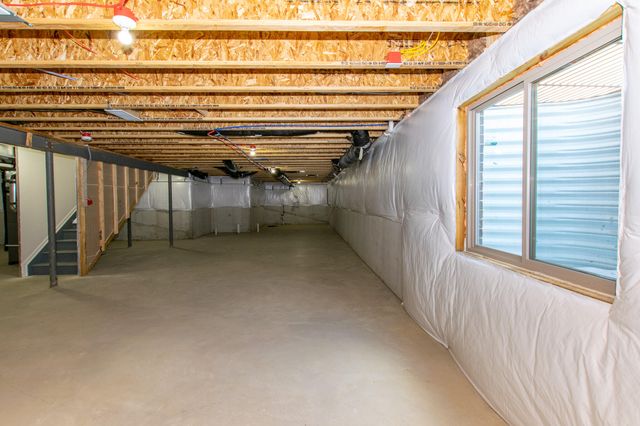 723 W Spaniel Drive, Ann Arbor, MI 48108