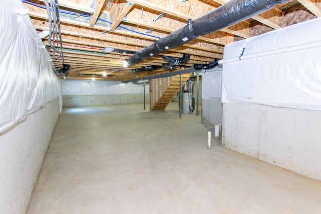 723 W Spaniel Drive, Ann Arbor, MI 48108