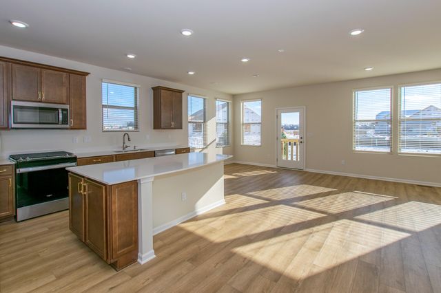 723 W Spaniel Drive, Ann Arbor, MI 48108