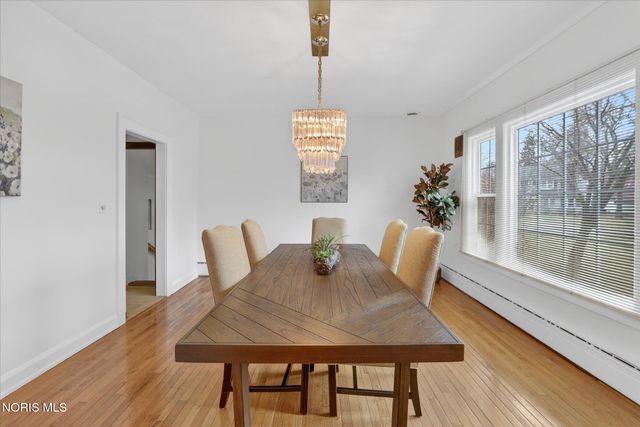 405 Forest Drive, Rossford, OH 43460