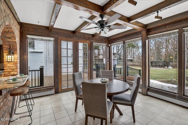 405 Forest Drive, Rossford, OH 43460