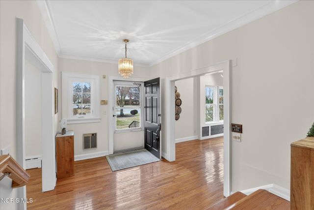 405 Forest Drive, Rossford, OH 43460