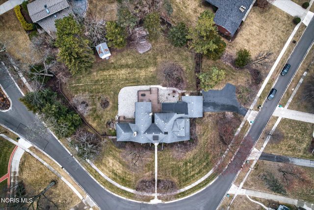 405 Forest Drive, Rossford, OH 43460