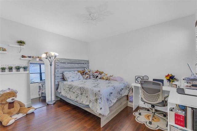 2905 Begonia Way, Cooper City, FL 33026