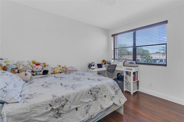 2905 Begonia Way, Cooper City, FL 33026