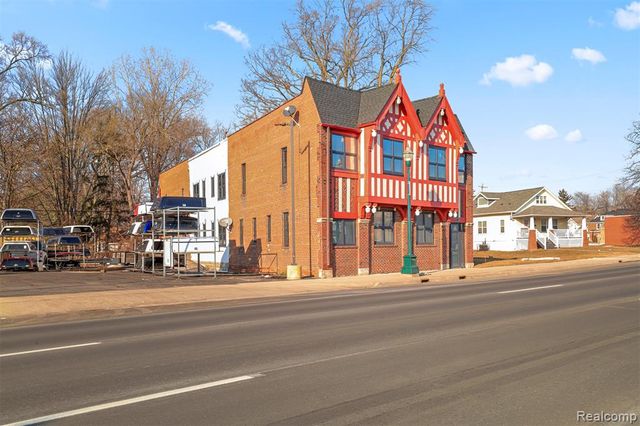 35732 W Michigan Avenue, Wayne, MI 48184