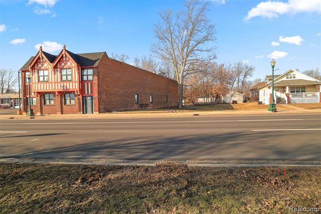 35732 W Michigan Avenue, Wayne, MI 48184