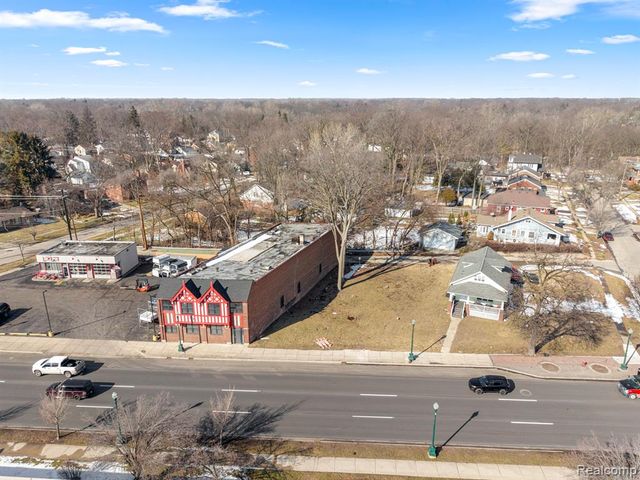 35732 W Michigan Avenue, Wayne, MI 48184