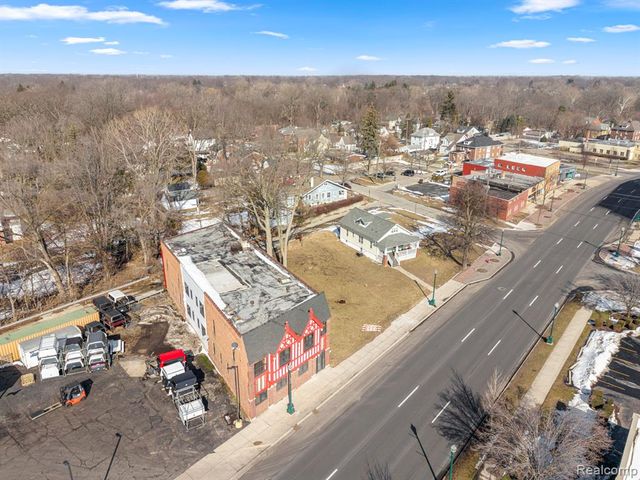 35732 W Michigan Avenue, Wayne, MI 48184