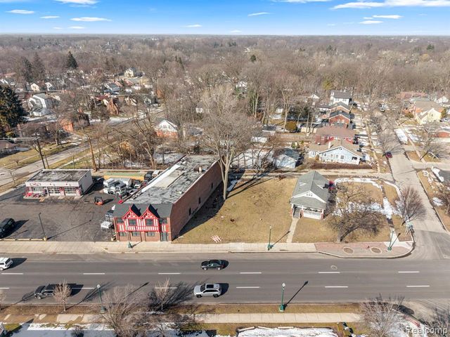 35732 W Michigan Avenue, Wayne, MI 48184