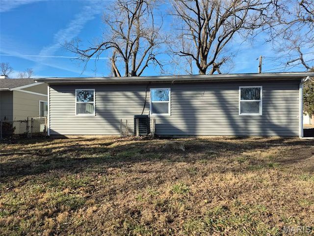 2800 Birch Avenue, Granite City, IL 62040