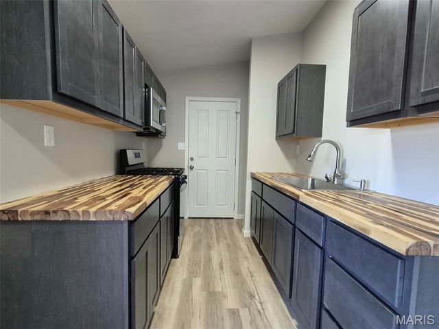 2800 Birch Avenue, Granite City, IL 62040