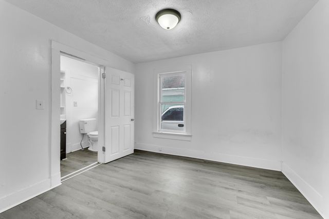 2100 West Lee Street, Springfield, MO 65803
